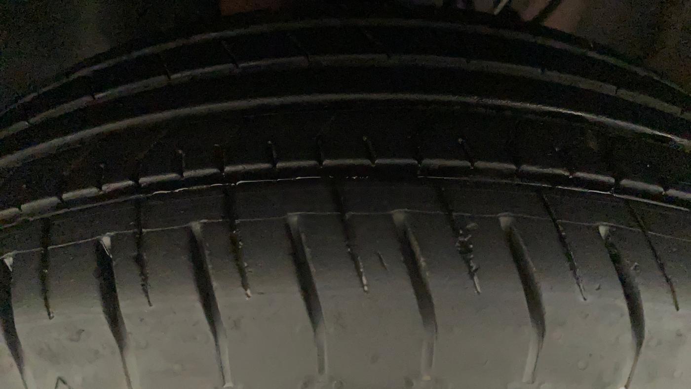 2019 Hyundai VENUE S 1.2, Petrol, Manual, 5,114 km, Left Front Tyre Tread
