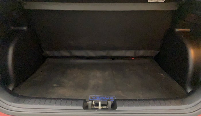 2019 Hyundai VENUE S 1.2, Petrol, Manual, 5,114 km, Boot Inside