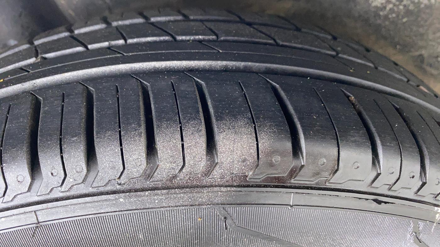 2011 Honda City V AT, Petrol, Automatic, 78,231 km, Right Rear Tyre Tread
