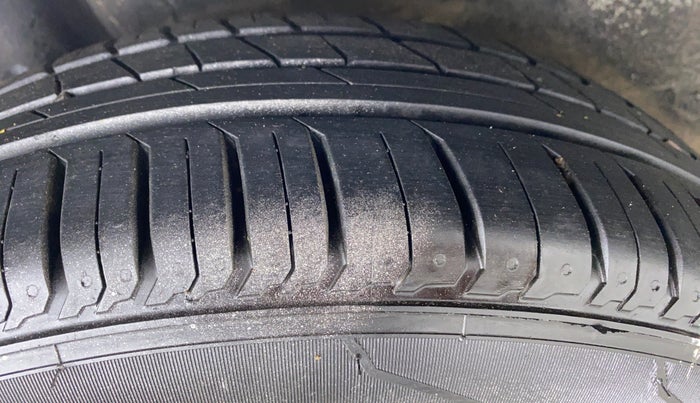 2011 Honda City V AT, Petrol, Automatic, 78,231 km, Right Rear Tyre Tread