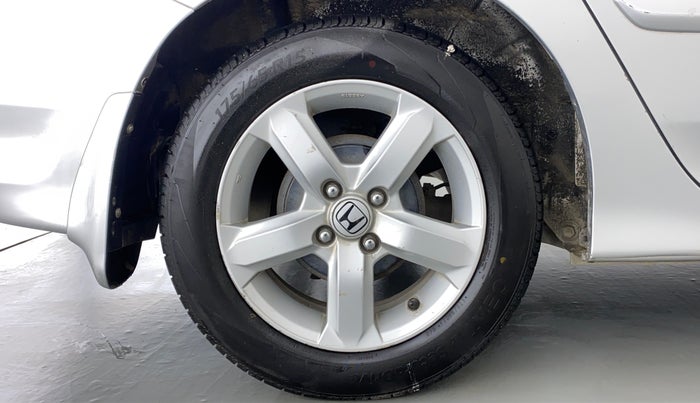 2011 Honda City V AT, Petrol, Automatic, 78,231 km, Right Rear Wheel
