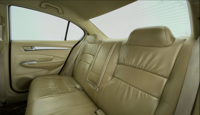 2011 Honda City V AT, Petrol, Automatic, 78,231 km, Right Side Rear Door Cabin