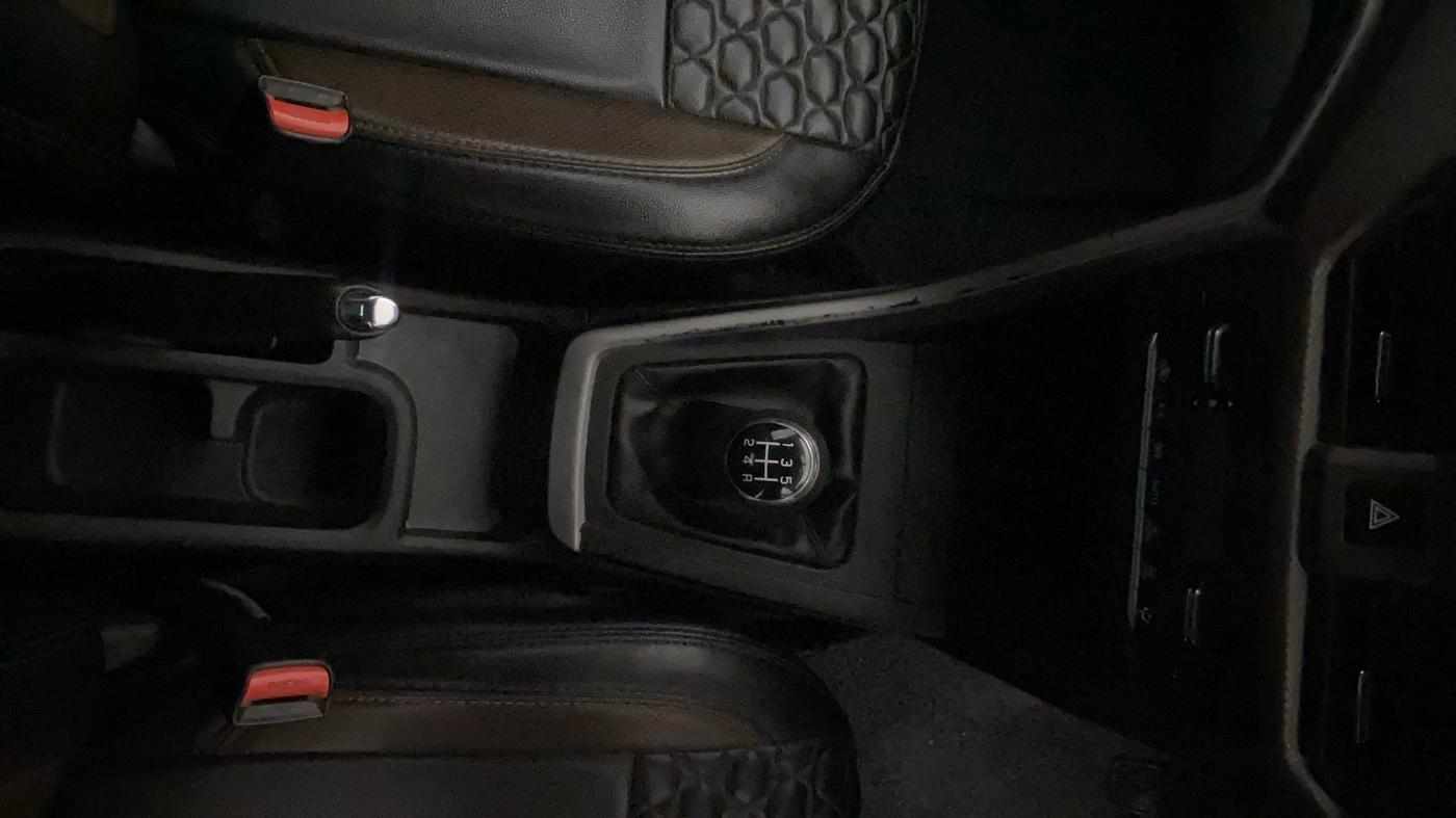 2024 Maruti BREZZA ZXI SMART HYBRID , Petrol, Manual, 56,225 km, Gear Lever