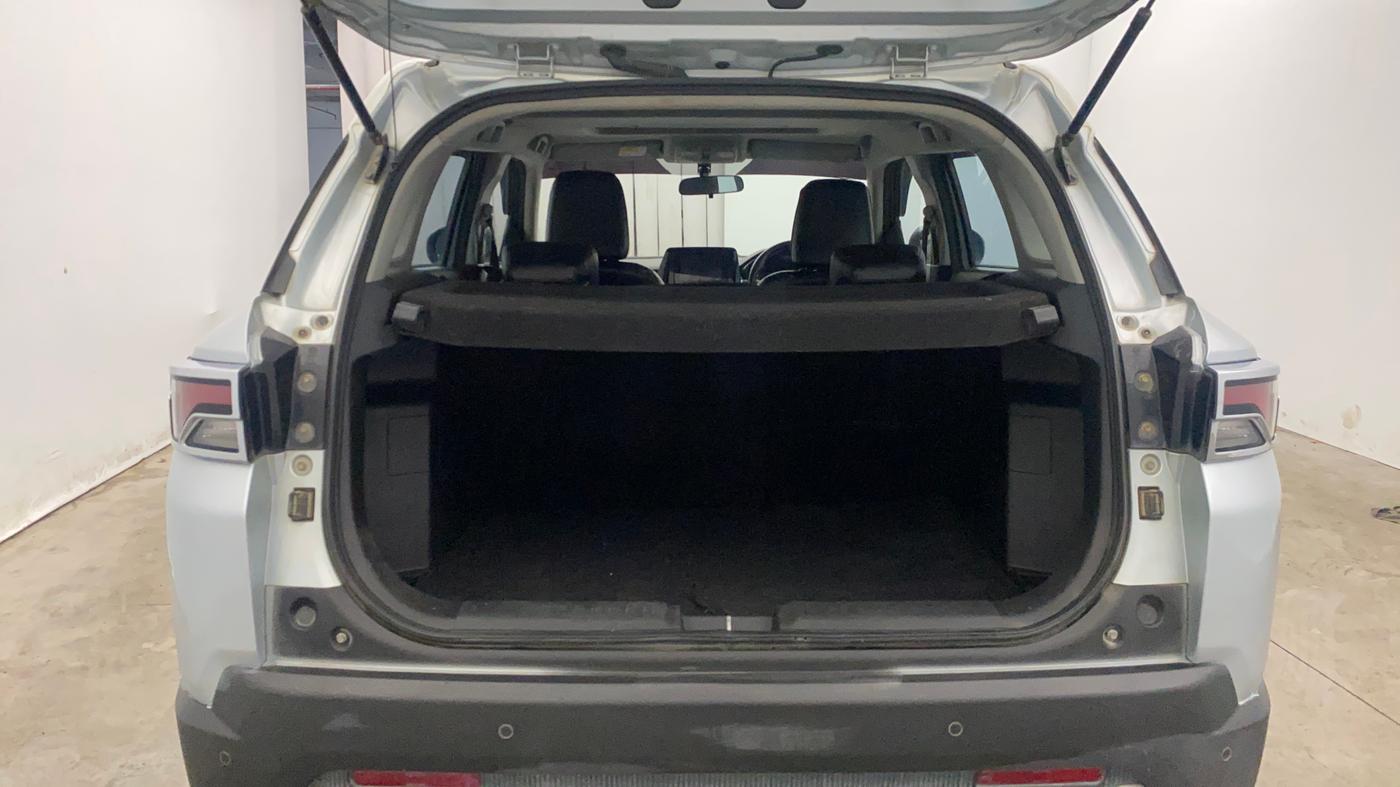 2024 Maruti BREZZA ZXI SMART HYBRID , Petrol, Manual, 56,225 km, Boot Inside