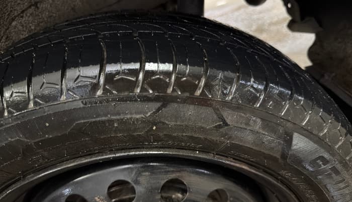 2015 Maruti Wagon R 1.0 VXI, Petrol, Manual, 53,423 km, Left Rear Tyre Tread