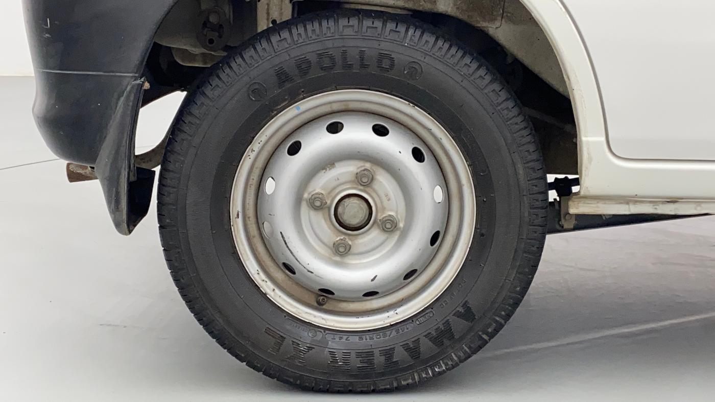 2011 Maruti Alto LXI, Petrol, Manual, 25,197 km, Right Rear Wheel