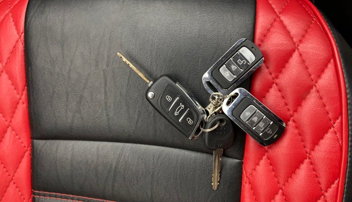 2019 Hyundai Grand i10 SPORTZ 1.2 KAPPA VTVT, Petrol, Manual, 20,709 km, Key Close Up