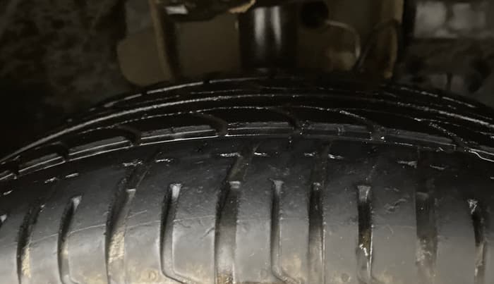 2017 Tata Tiago XZ PETROL, Petrol, Manual, 15,822 km, Right Front Tyre Tread