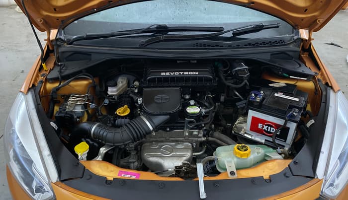 2017 Tata Tiago XZ PETROL, Petrol, Manual, 15,822 km, Engine View
