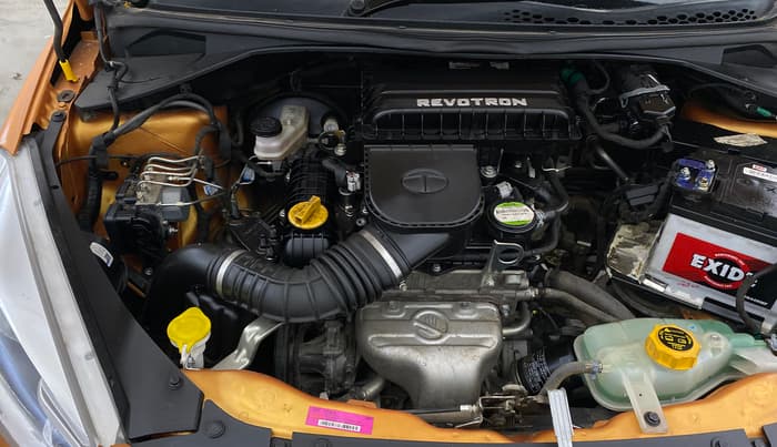 2017 Tata Tiago XZ PETROL, Petrol, Manual, 15,822 km, Engine View - Right