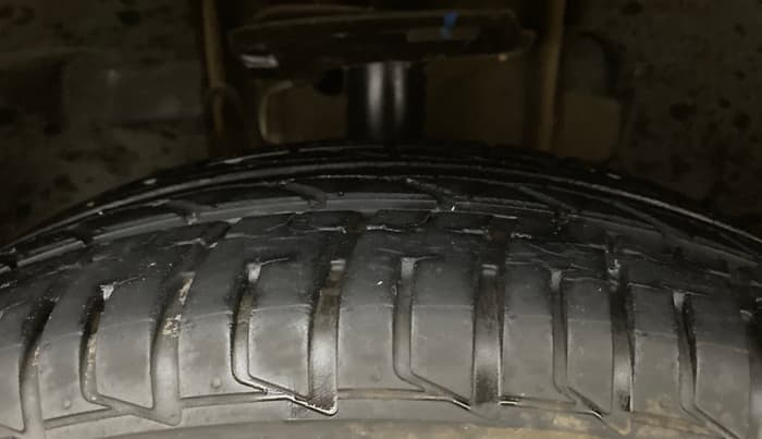 2017 Tata Tiago XZ PETROL, Petrol, Manual, 15,822 km, Left Front Tyre Tread