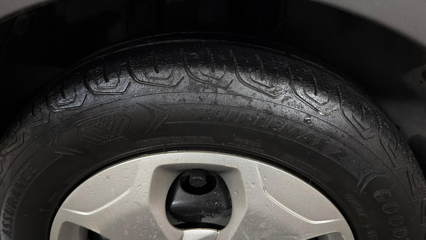 2020 Tata Tiago XT PETROL, Petrol, Manual, 40,804 km, Right Front Tyre Tread