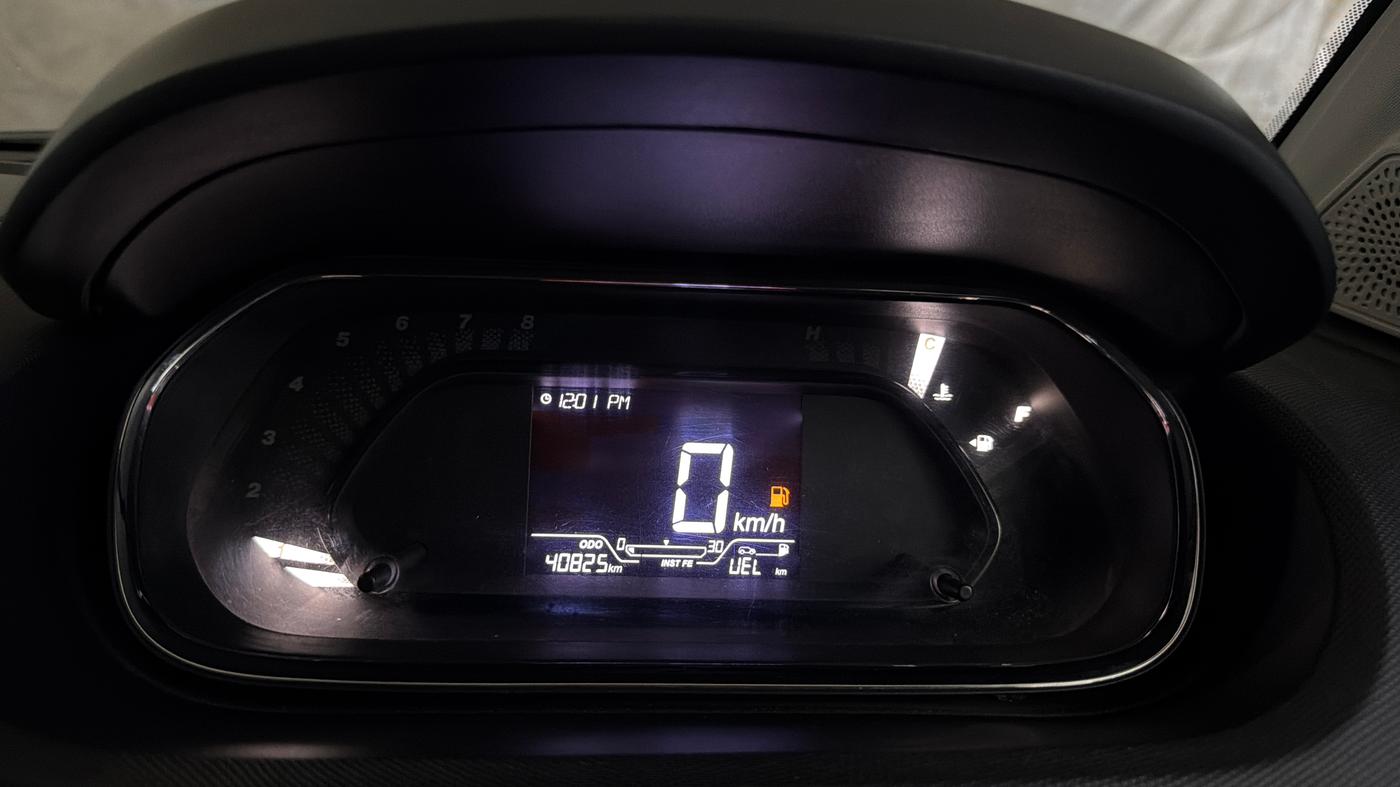 2020 Tata Tiago XT PETROL, Petrol, Manual, 40,804 km, Odometer Image