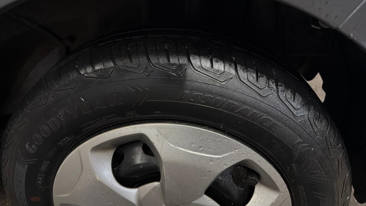 2020 Tata Tiago XT PETROL, Petrol, Manual, 40,804 km, Left Rear Tyre Tread