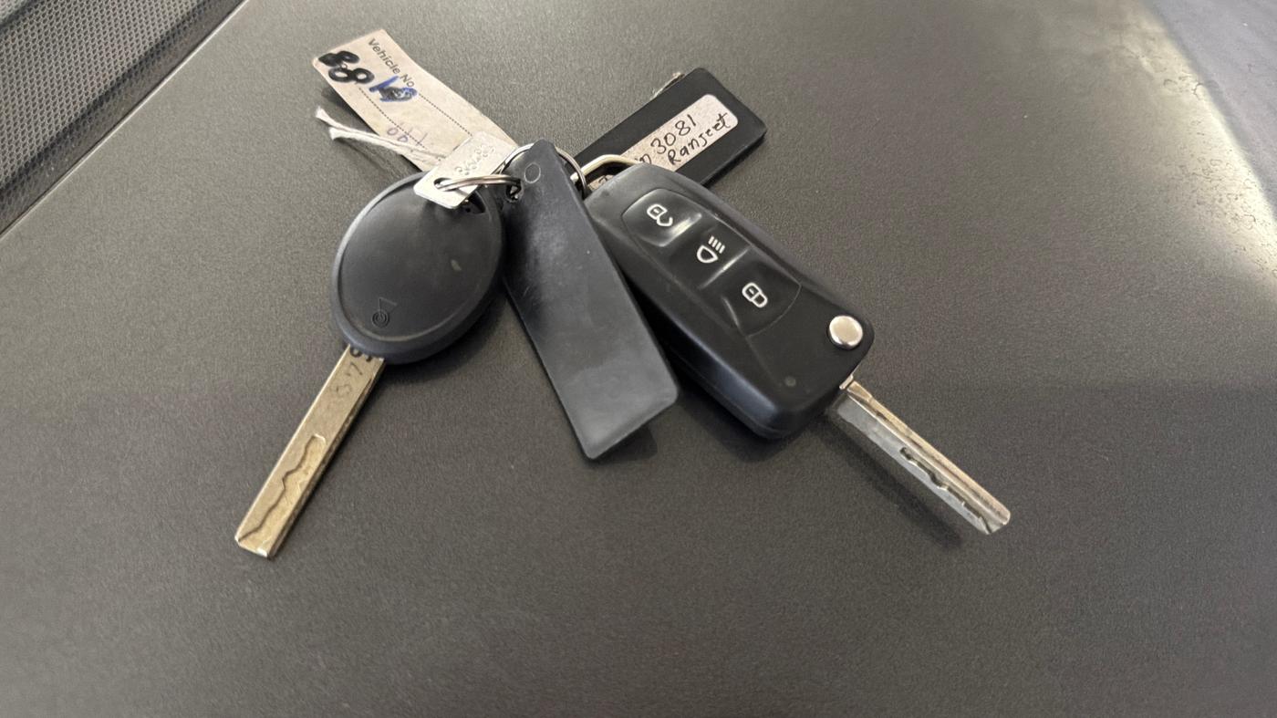 2020 Tata Tiago XT PETROL, Petrol, Manual, 40,804 km, Key Close Up
