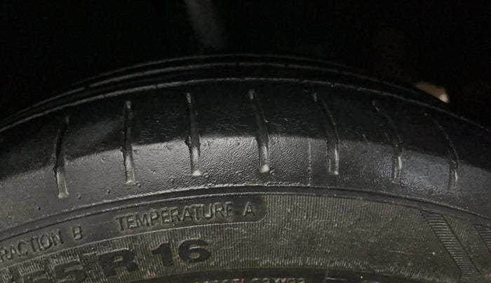 2018 Maruti Baleno ALPHA CVT PETROL 1.2, Petrol, Automatic, 53,012 km, Left Rear Tyre Tread