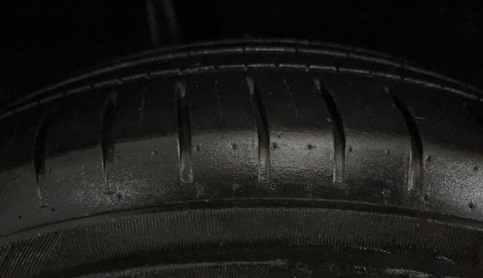 2018 Maruti Baleno ALPHA CVT PETROL 1.2, Petrol, Automatic, 53,012 km, Right Rear Tyre Tread