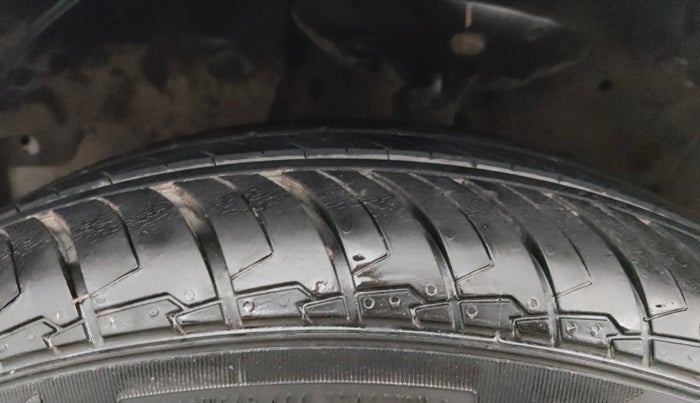 2016 Honda Jazz 1.2L I-VTEC V AT, Petrol, Automatic, 58,707 km, Left Front Tyre Tread