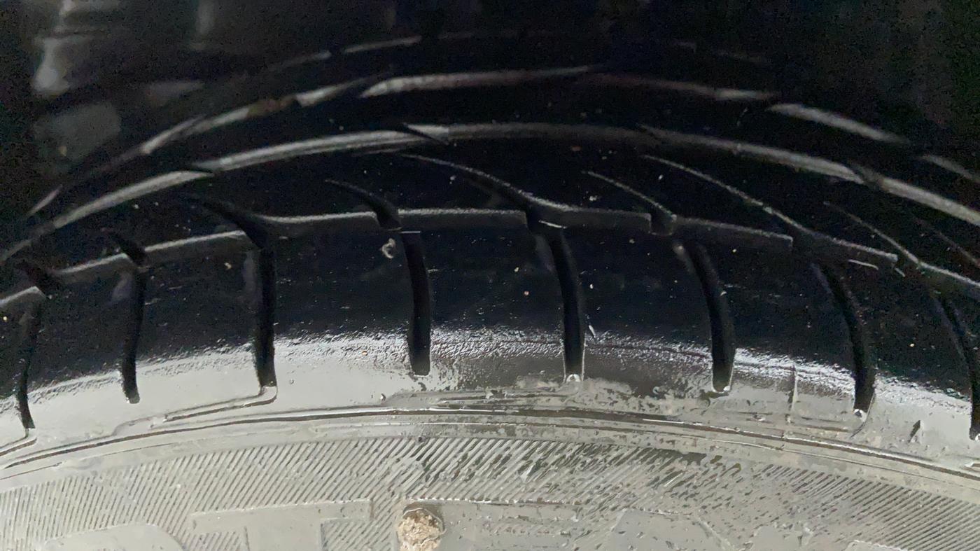 2018 Toyota Corolla Altis VL AT, Petrol, Automatic, 53,595 km, Left Front Tyre Tread