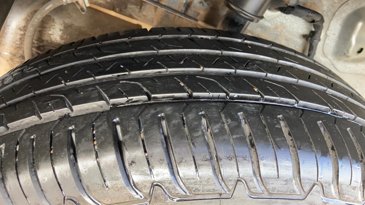2025 Tata Curvv Pure Plus 1.2 Petrol 7DCA, Petrol, Automatic, 12,511 km, Right Rear Tyre Tread