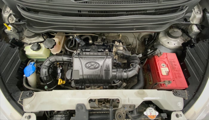 2017 Hyundai Eon SPORTZ, Petrol, Manual, 30,214 km, Open Bonet