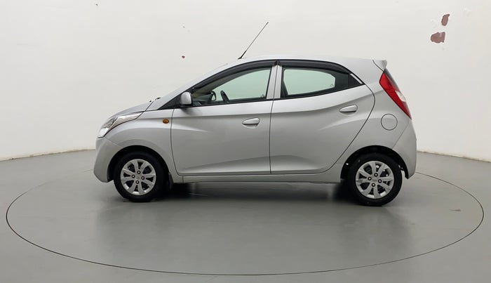 2017 Hyundai Eon SPORTZ, Petrol, Manual, 30,214 km, Left Side