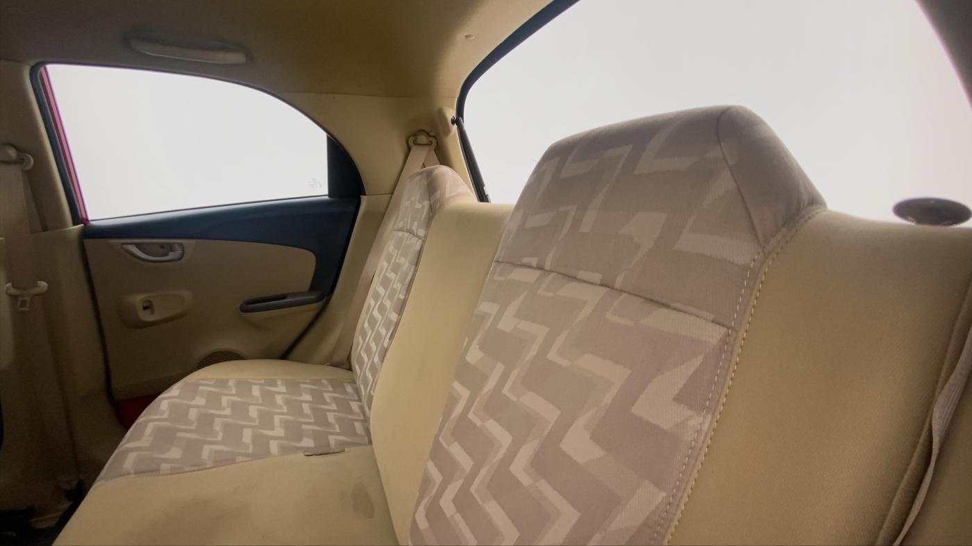 2013 Honda Brio V MT, Petrol, Manual, 60,993 km, Right Side Rear Door Cabin