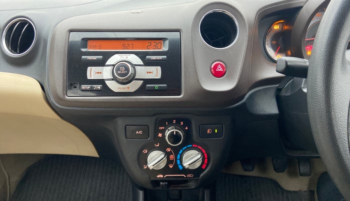 2013 Honda Brio V MT, Petrol, Manual, 60,993 km, Air Conditioner