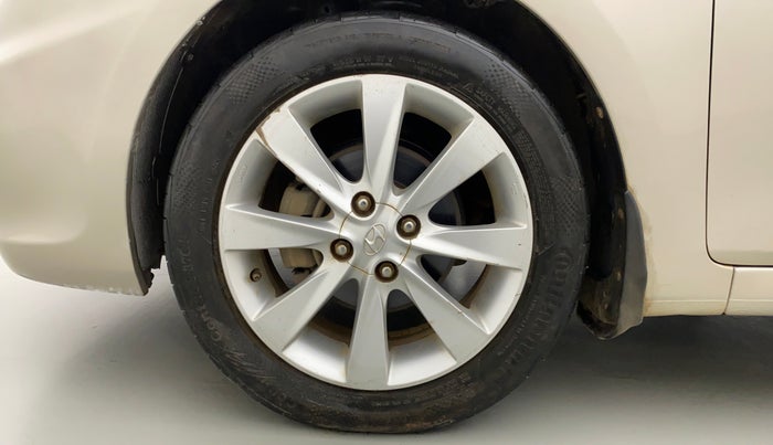 2011 Hyundai Verna FLUIDIC 1.6 SX VTVT, Petrol, Manual, 77,170 km, Left Front Wheel