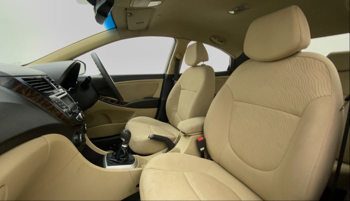 2011 Hyundai Verna FLUIDIC 1.6 SX VTVT, Petrol, Manual, 77,170 km, Right Side Front Door Cabin