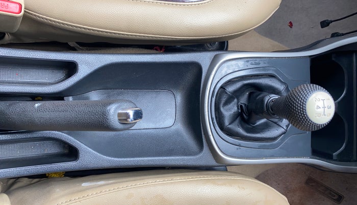 2018 Honda City 1.5L I-VTEC V MT, Petrol, Manual, 76,395 km, Gear Lever