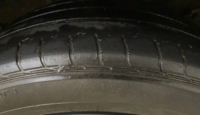2019 Tata Tiago XZ PLUS PETROL, Petrol, Manual, 77,048 km, Right Rear Tyre Tread