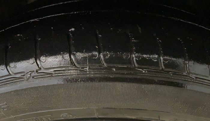 2019 Tata Tiago XZ PLUS PETROL, Petrol, Manual, 77,048 km, Right Front Tyre Tread