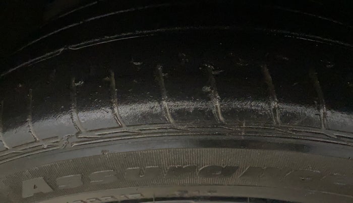 2019 Tata Tiago XZ PLUS PETROL, Petrol, Manual, 77,048 km, Left Front Tyre Tread