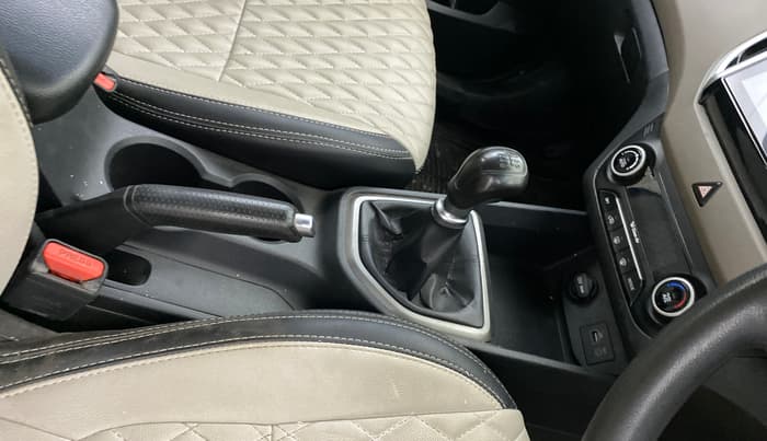 2016 Hyundai Creta SX PLUS 1.6 PETROL, Petrol, Manual, 99,701 km, Gear Lever