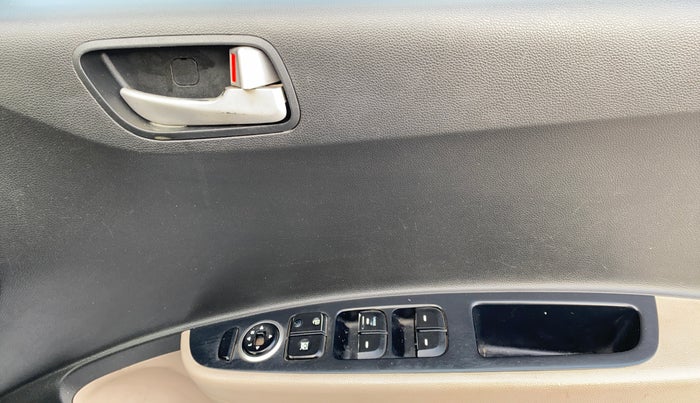2015 Hyundai Grand i10 ASTA (O) 1.2 KAPPA VTVT, Petrol, Manual, 46,941 km, Driver Side Door Panels Control