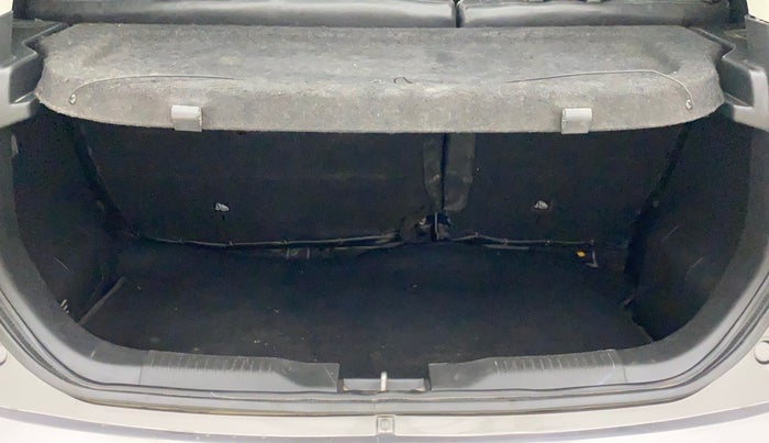 2019 Maruti IGNIS DELTA 1.2 AMT, Petrol, Automatic, 34,824 km, Boot Inside