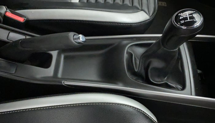 2021 Maruti Baleno ZETA PETROL 1.2, Petrol, Manual, 14,454 km, Gear Lever