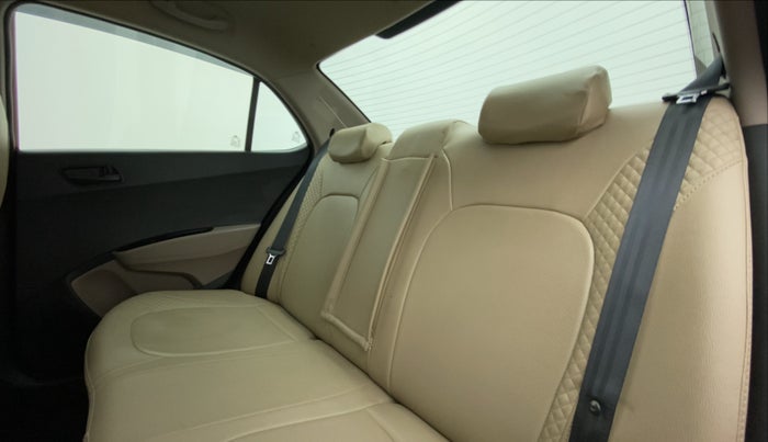 2019 Hyundai Xcent S 1.2, Petrol, Manual, 16,146 km, Right Side Rear Door Cabin