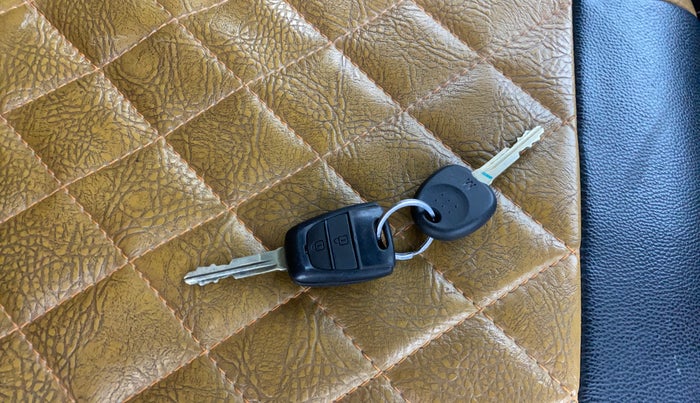 2019 Hyundai Grand i10 SPORTZ 1.2 KAPPA VTVT, Petrol, Manual, 48,753 km, Key Close Up