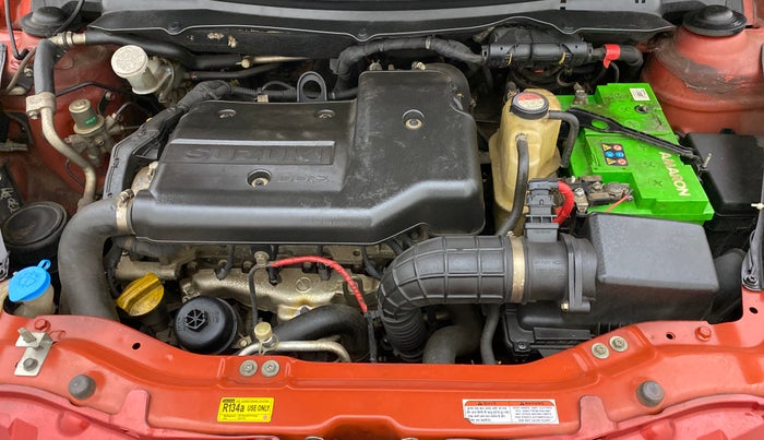 2013 Maruti Swift VDI, Diesel, Manual, 84,878 km, Open Bonet