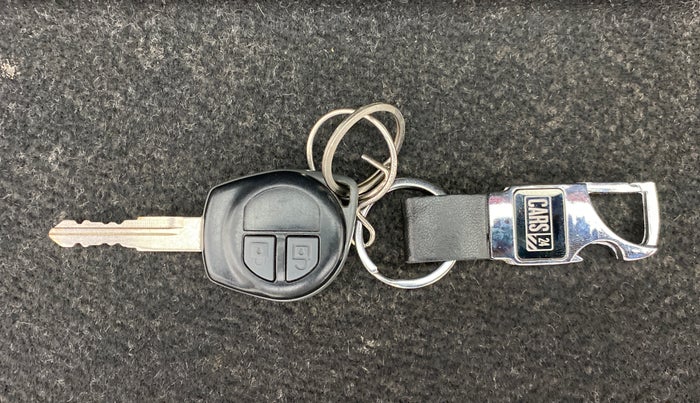 2013 Maruti Swift VDI, Diesel, Manual, 84,878 km, Key Close Up