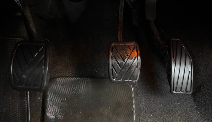 2023 Maruti Baleno ZETA PETROL 1.2, Petrol, Manual, 45,410 km, Pedals