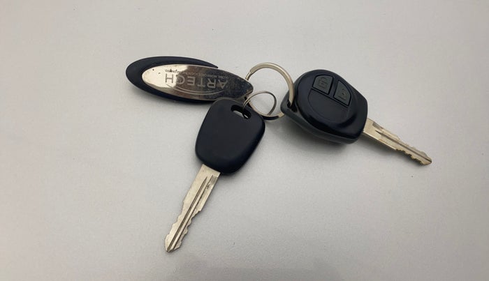 2019 Maruti Alto K10 VXI (O), Petrol, Manual, 33,237 km, Key Close Up