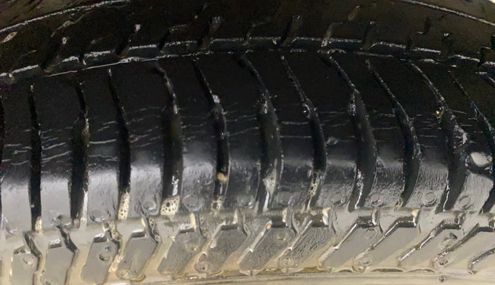 2019 Maruti Alto K10 VXI (O), Petrol, Manual, 33,237 km, Left Rear Tyre Tread