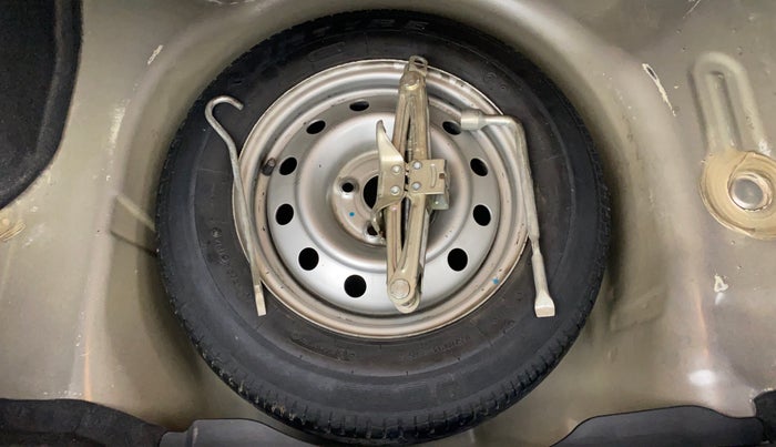 2014 Maruti Swift Dzire LDI, Diesel, Manual, 80,740 km, Spare Tyre