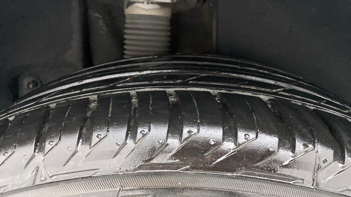 2018 Hyundai Tucson GLS 2WD AT PETROL, Petrol, Automatic, 62,523 km, Right Rear Tyre Tread