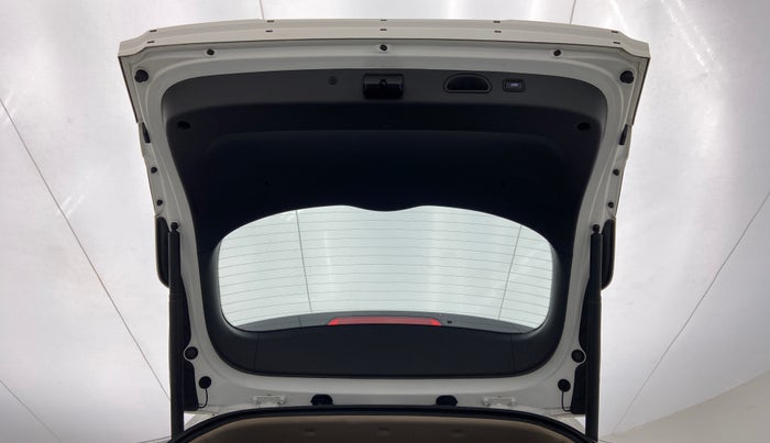 2018 Hyundai Tucson GLS 2WD AT PETROL, Petrol, Automatic, 62,523 km, Boot Door Open