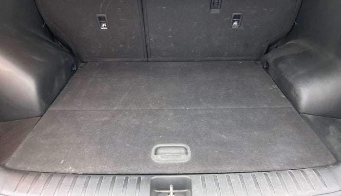 2018 Hyundai Tucson GLS 2WD AT PETROL, Petrol, Automatic, 62,523 km, Boot Inside