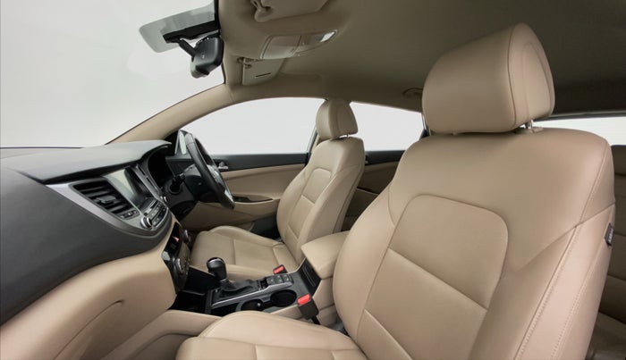 2018 Hyundai Tucson GLS 2WD AT PETROL, Petrol, Automatic, 62,523 km, Right Side Front Door Cabin